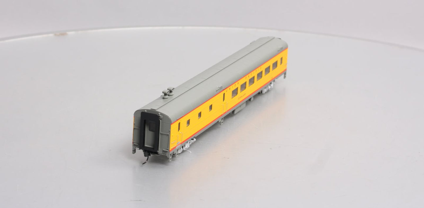 Walthers 920-18603 HO Union Pacifc Overland 85' ACF 44-Seat Lighted Coach