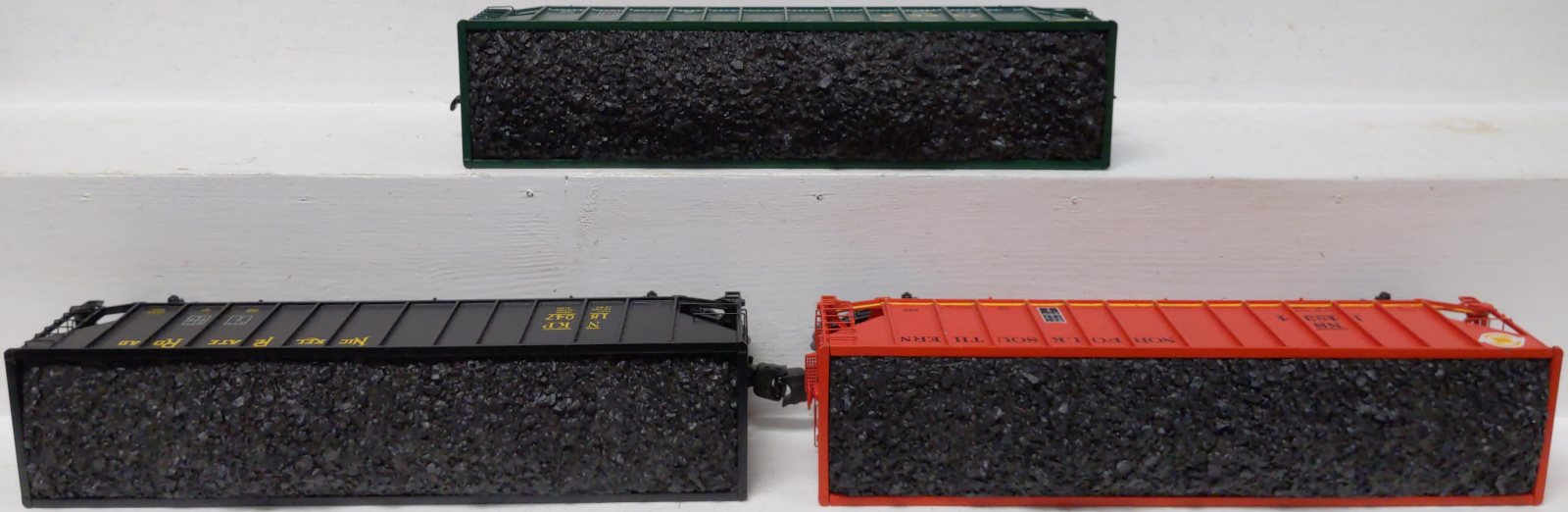 Lionel 6-17787 O Gauge NS Heritage NS/NKP/SOU Hoppers (Set of 3)