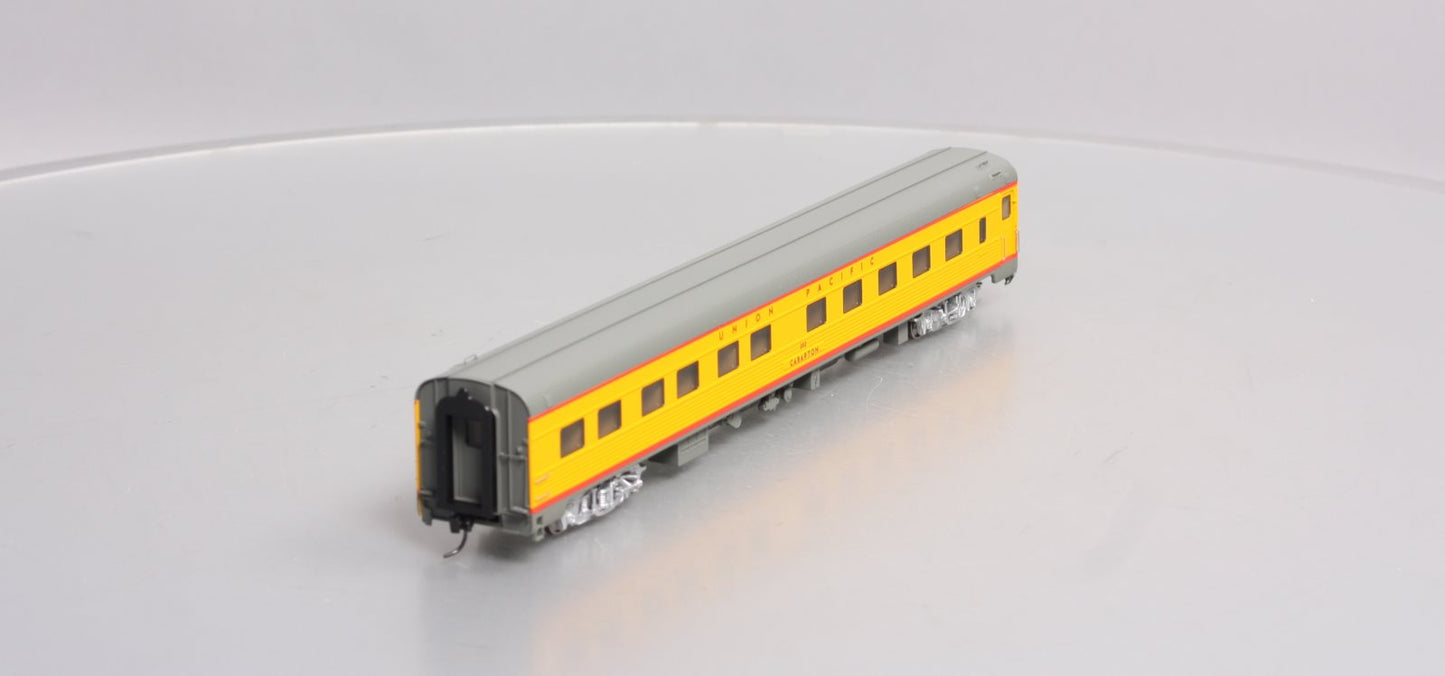 Walthers 920-13104 HO UP Cabarton Early Standard 85' Budd 10-6 Sleeper