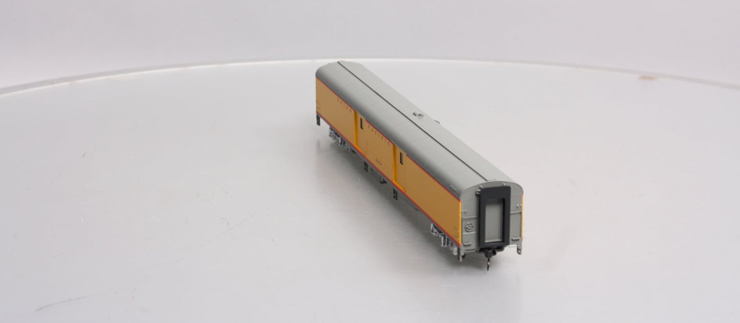 Walthers 920-9209 HO Union Pacific Early Standard 85' ACF Baggage Car #904304