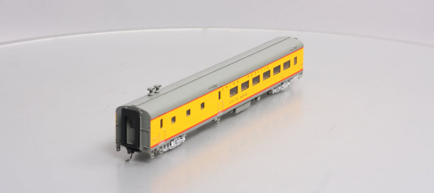 Walthers 920-18105 HO Union Pacific 85' ACF 48-Seat Diner City of Denver #5011