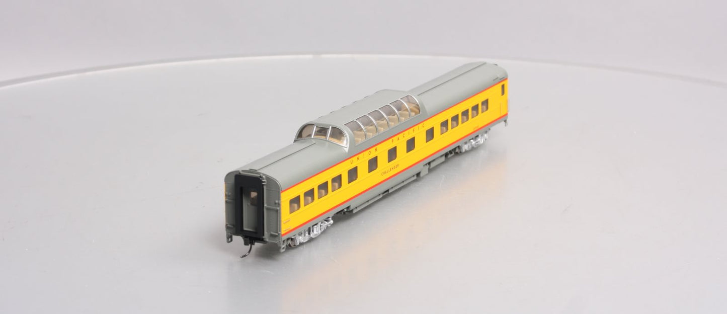 Walthers 920-18052 HO Union Pacific Challenger 85' ACF Dome Coach #7015