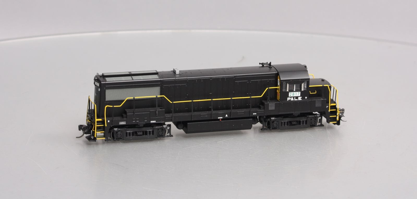 Bowser 24543 HO Pittsburgh and Lake Erie U25b #2817