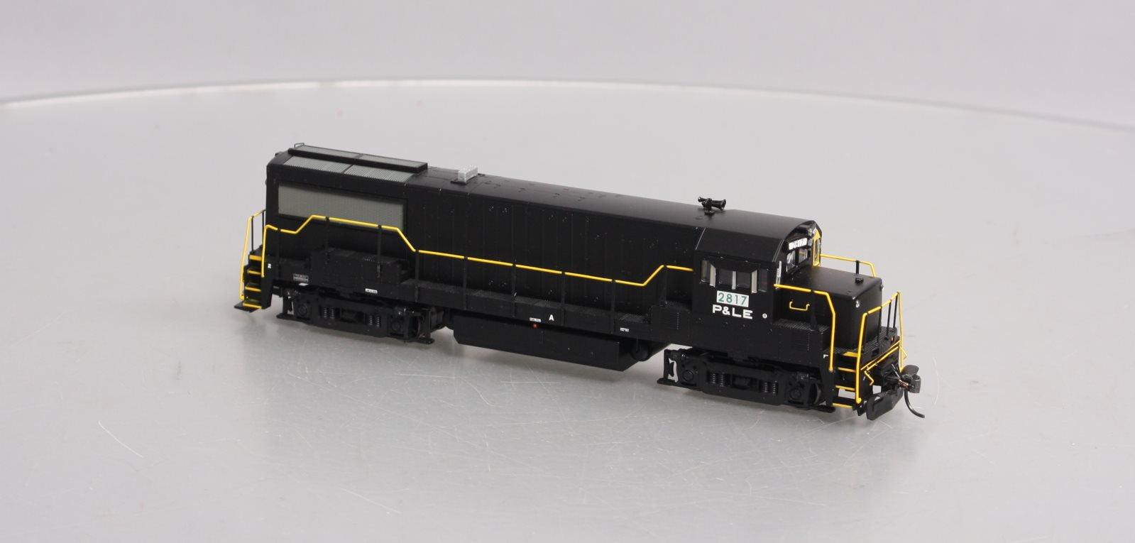 Bowser 24543 HO Pittsburgh and Lake Erie U25b #2817