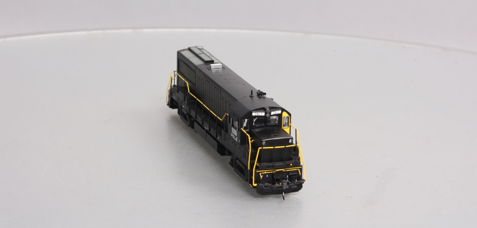 Bowser 24543 HO Pittsburgh and Lake Erie U25b #2817