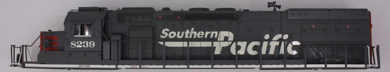 Lionel 28541-7 Southern Pacific SD-40-2 Body Shell #8239
