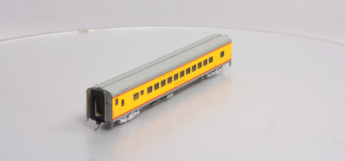 Walthers 920-18507 HO Union Pacific 85' ACF 44-Seat Coach Lighted Texas Eagle LN/Box
