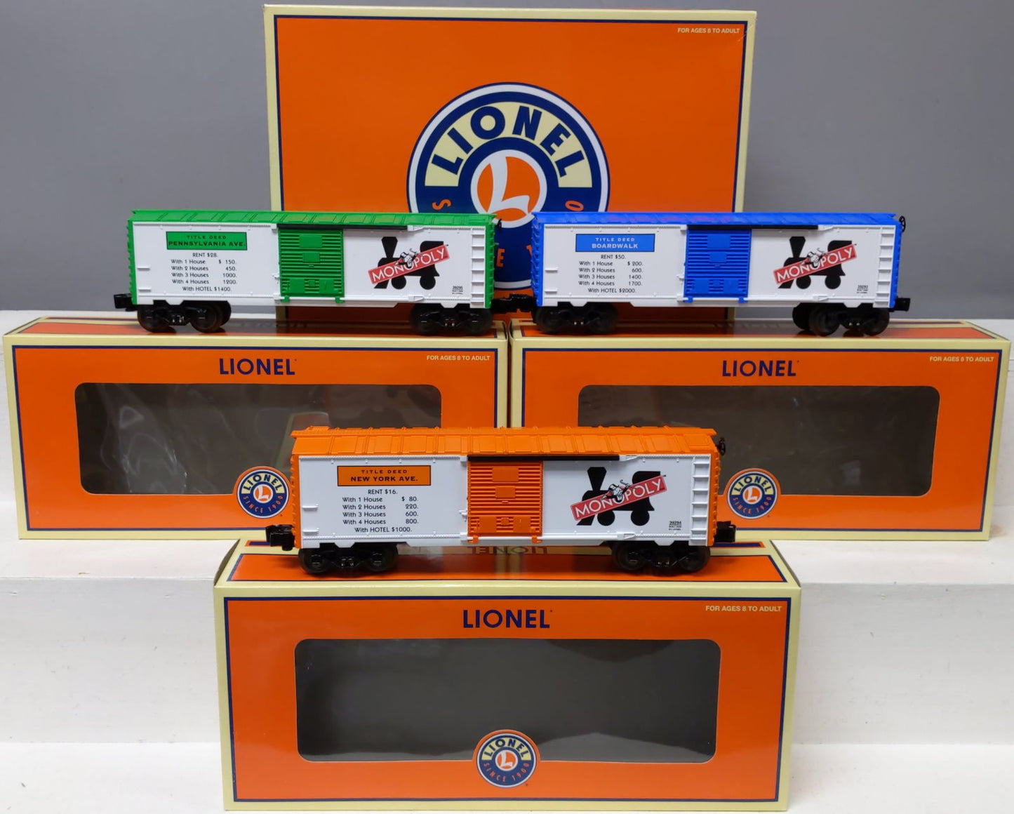 Lionel 6-39292 O Gauge Monopoly PA, NY Ave, Boardwalk Boxcars
