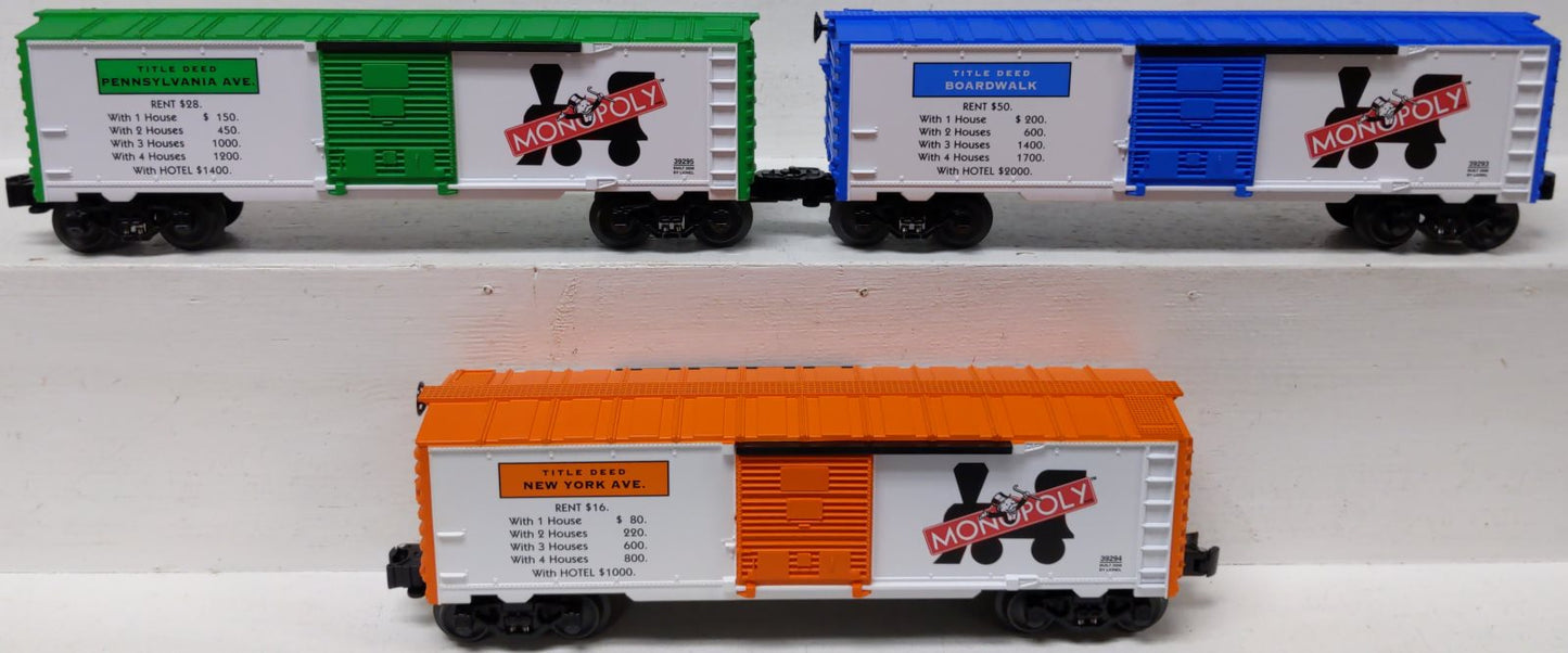 Lionel 6-39292 O Gauge Monopoly PA, NY Ave, Boardwalk Boxcars NIB