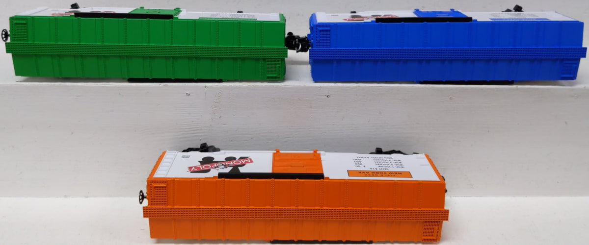 Lionel 6-39292 O Gauge Monopoly PA, NY Ave, Boardwalk Boxcars NIB