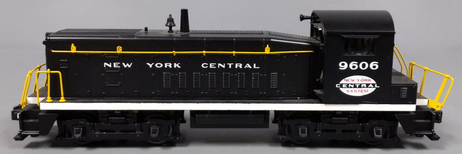 MTH 30-2176-1 O Gauge New York Central SW-8 Diesel Switcher w/PS1 #9606 LN/Box