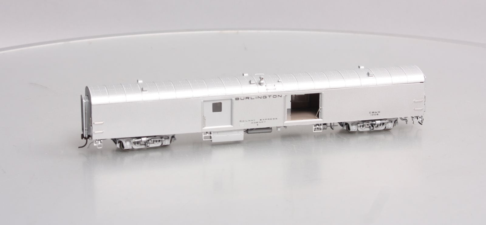 Rapido Trains 106120 HO Chicago,Burlington & Quincy 73' 6