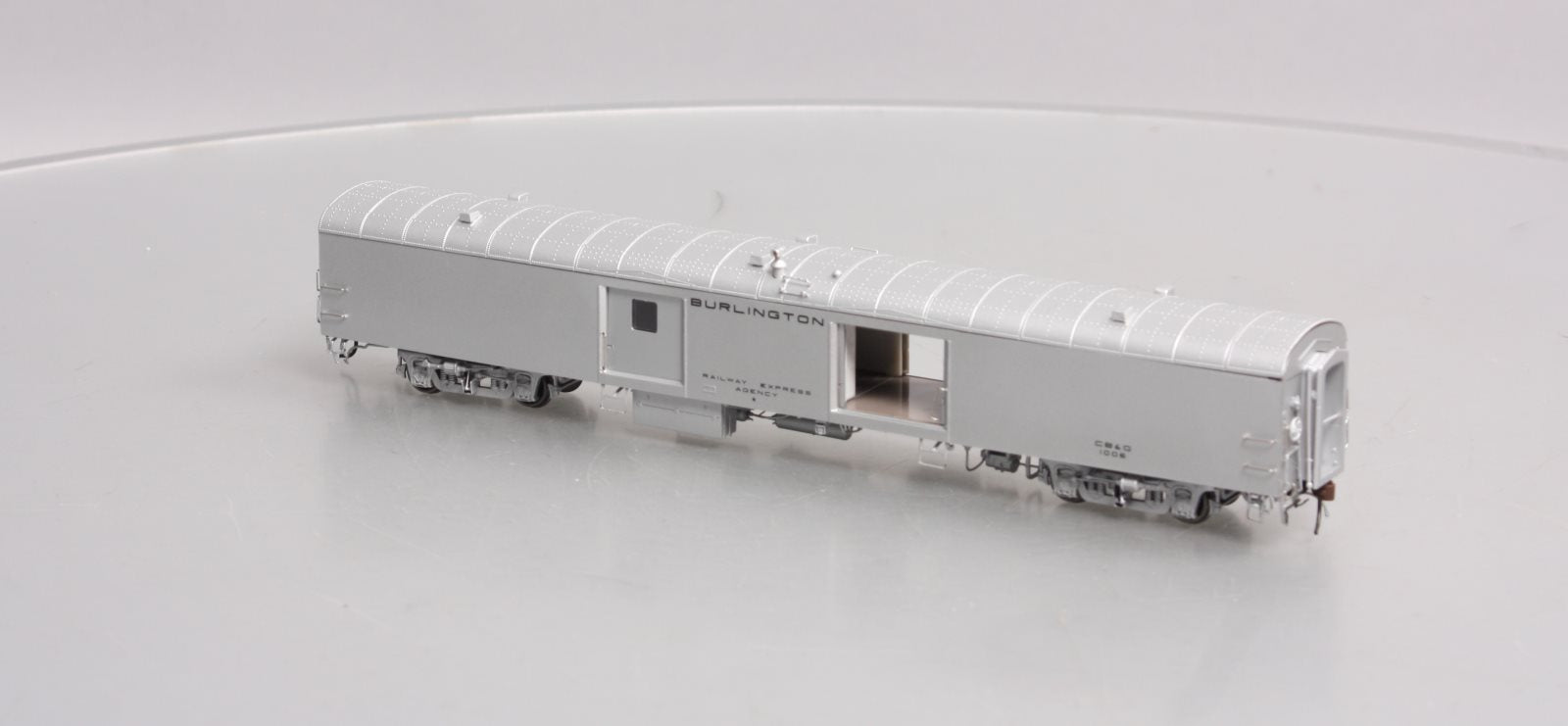 Rapido Trains 106120 HO Chicago,Burlington & Quincy 73' 6