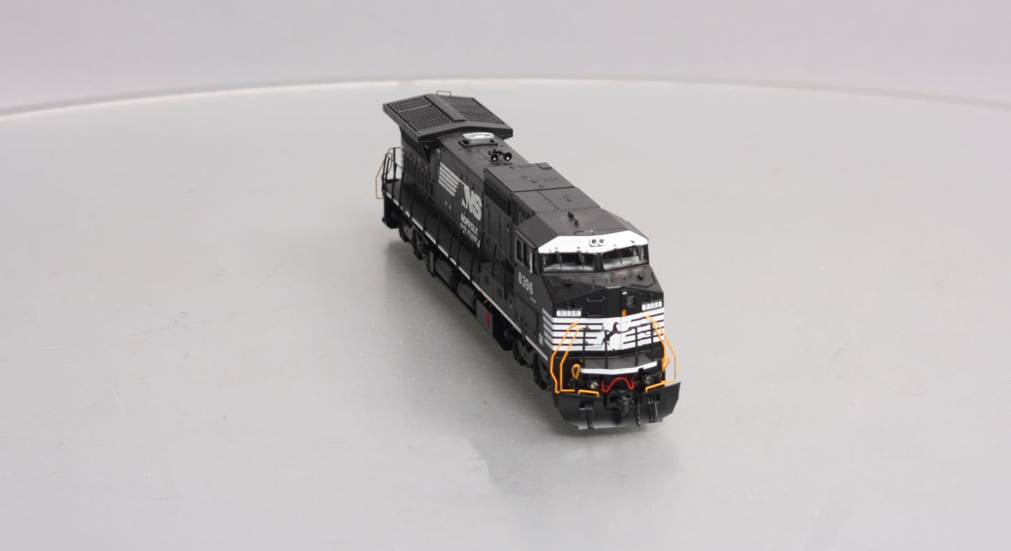 Atlas 10002305 HO NS DASH 8-40CW Diesel Locomotive with DCC & Sound #8396
