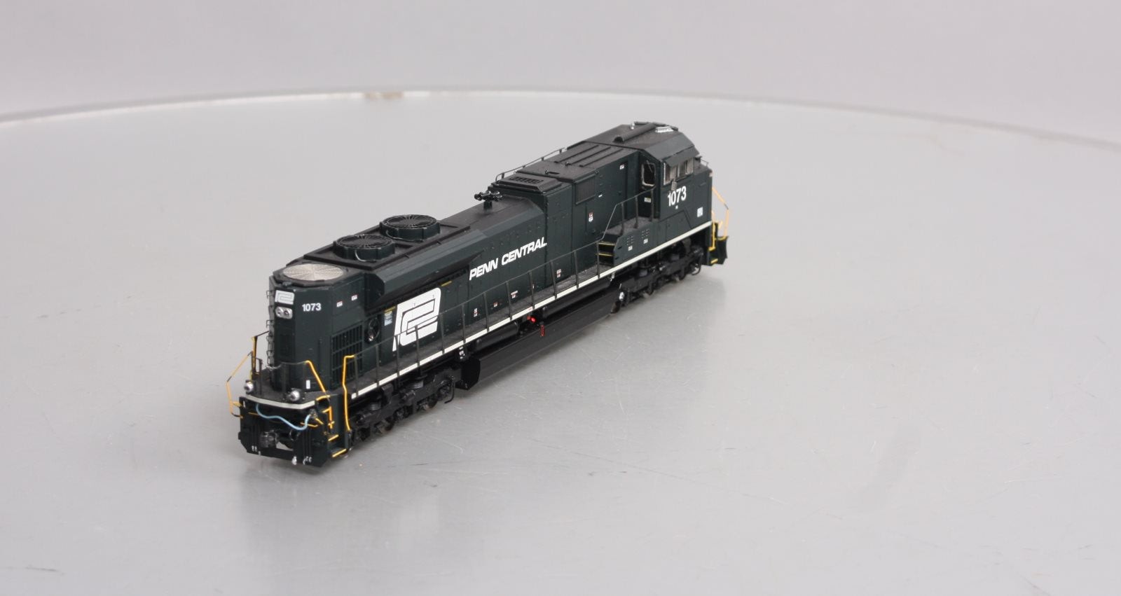 Athearn G68709 HO Norfolk Southern/Penn Central Heritage SD70ACe #1073