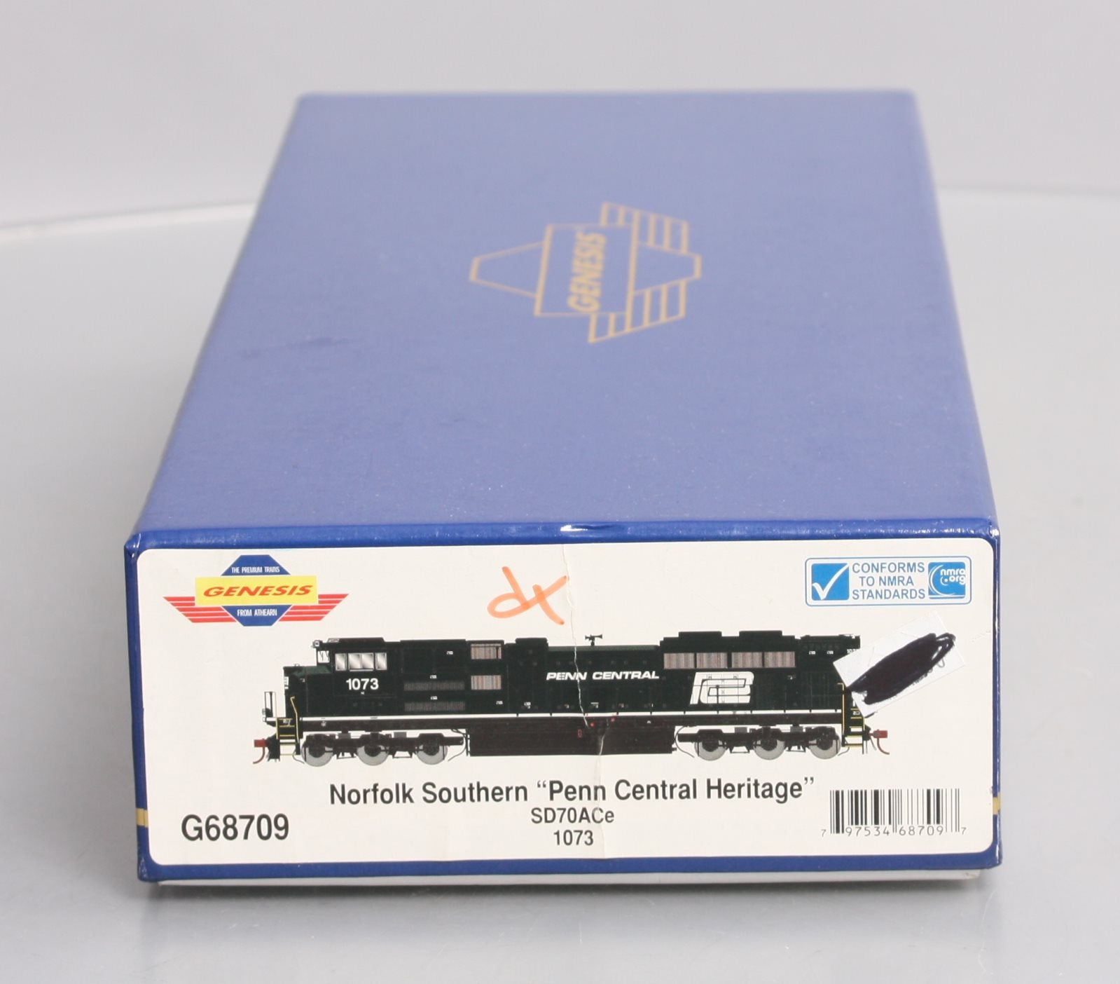 Athearn G68709 HO Norfolk Southern/Penn Central Heritage SD70ACe #1073