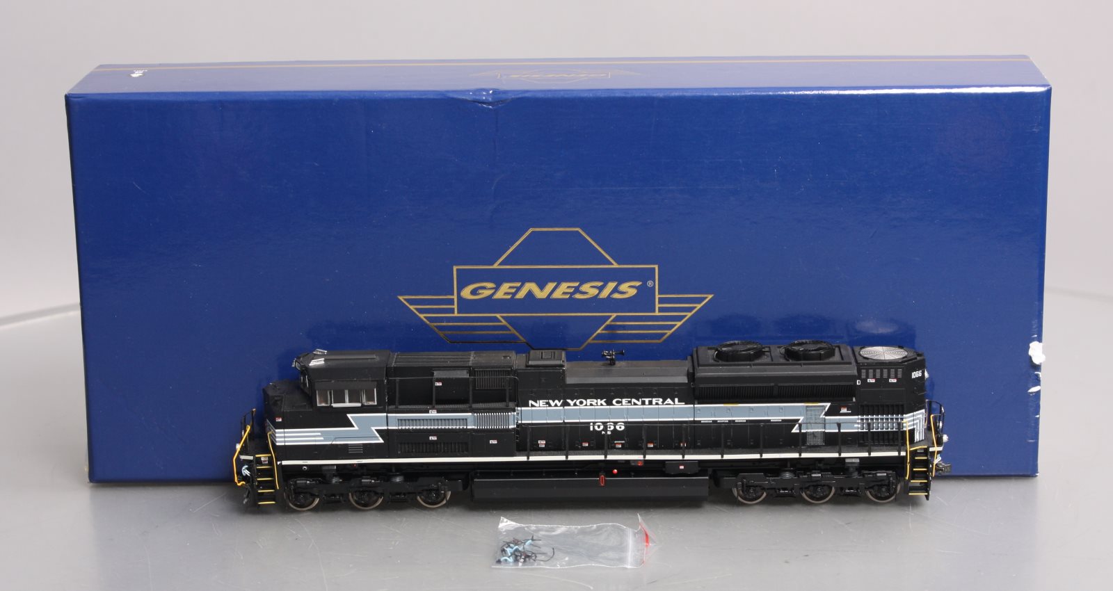 Athearn G68702 HO NYC Norfolk Southern SD70ACe Heritage #1066