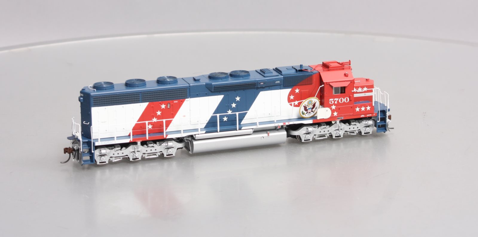 Athearn G67123 HO Scale Santa Fe Diesel Locomotive #5700