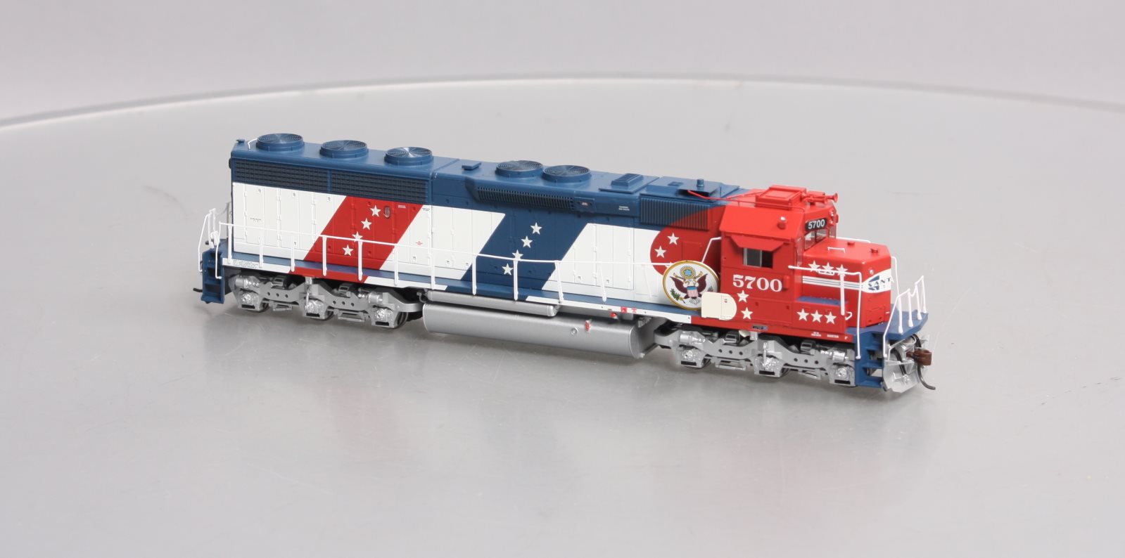 Athearn G67123 HO Scale Santa Fe Diesel Locomotive #5700