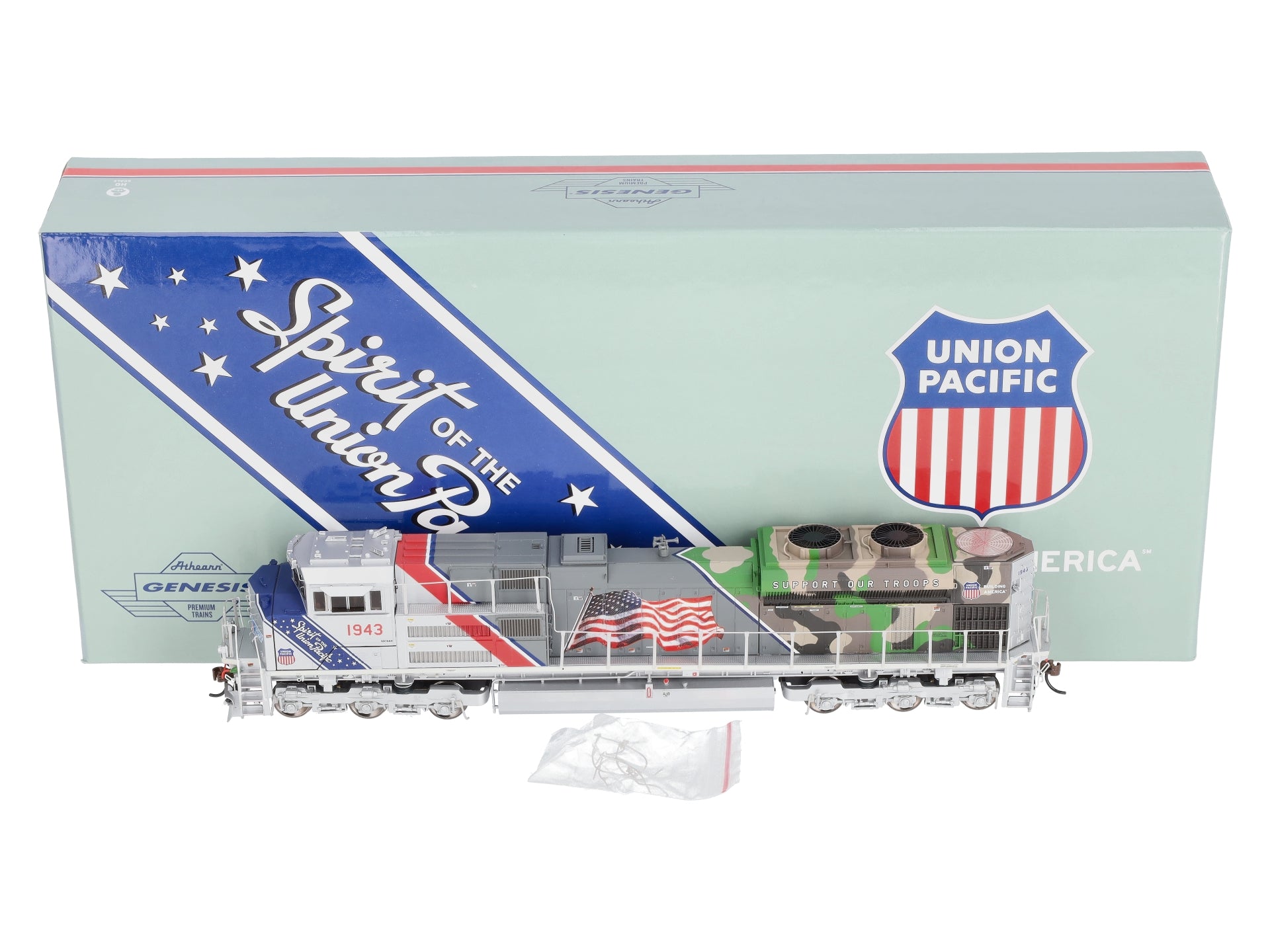 Athearn G01943 HO Scale Union Pacific SD70ACe Diesel Locomotive #1943 w/DCC