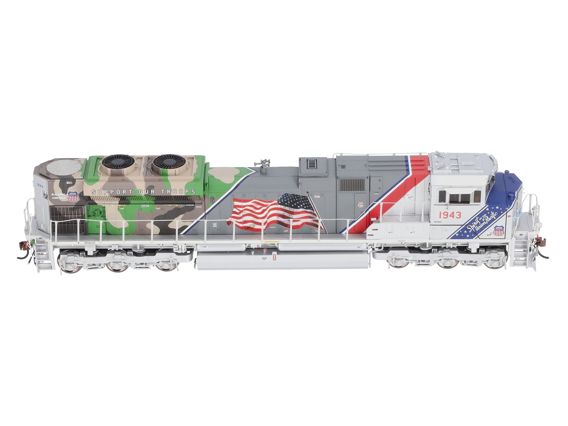 Athearn G01943 HO Scale Union Pacific SD70ACe Diesel Locomotive #1943 w/DCC