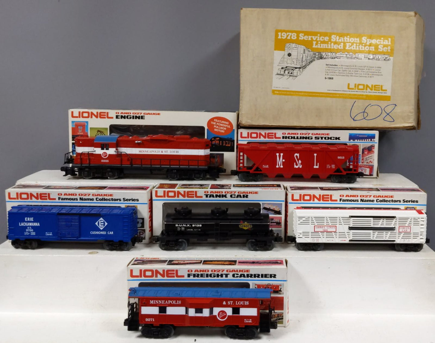 Lionel 6-1868 O Gauge Minneapolis & St. Louis Service Station Train Set MT/Box