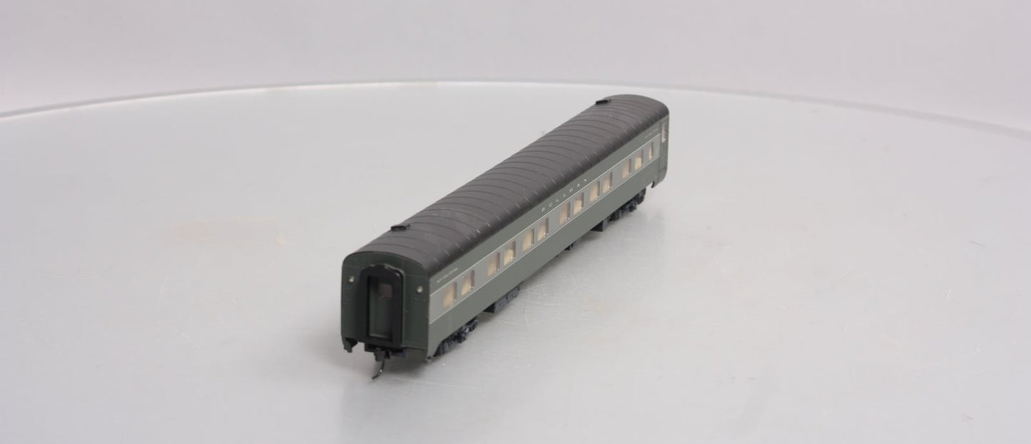 Walthers 932-9314 HO Scale NYC 20th Century Limited 12 DB Sleeper Passenger Car EX/Box