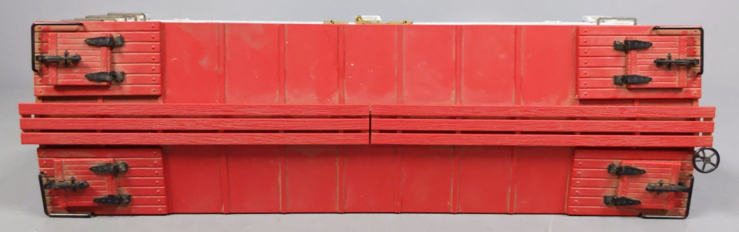 USA Trains R16499 G Iroquis Beer Car U.S. Refrigerator Cars (Light Gray/Red)