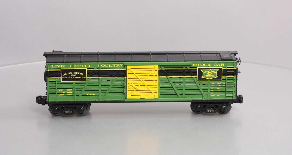 MTH 30-7137 O Gauge John Deere Stock Car LN/Box