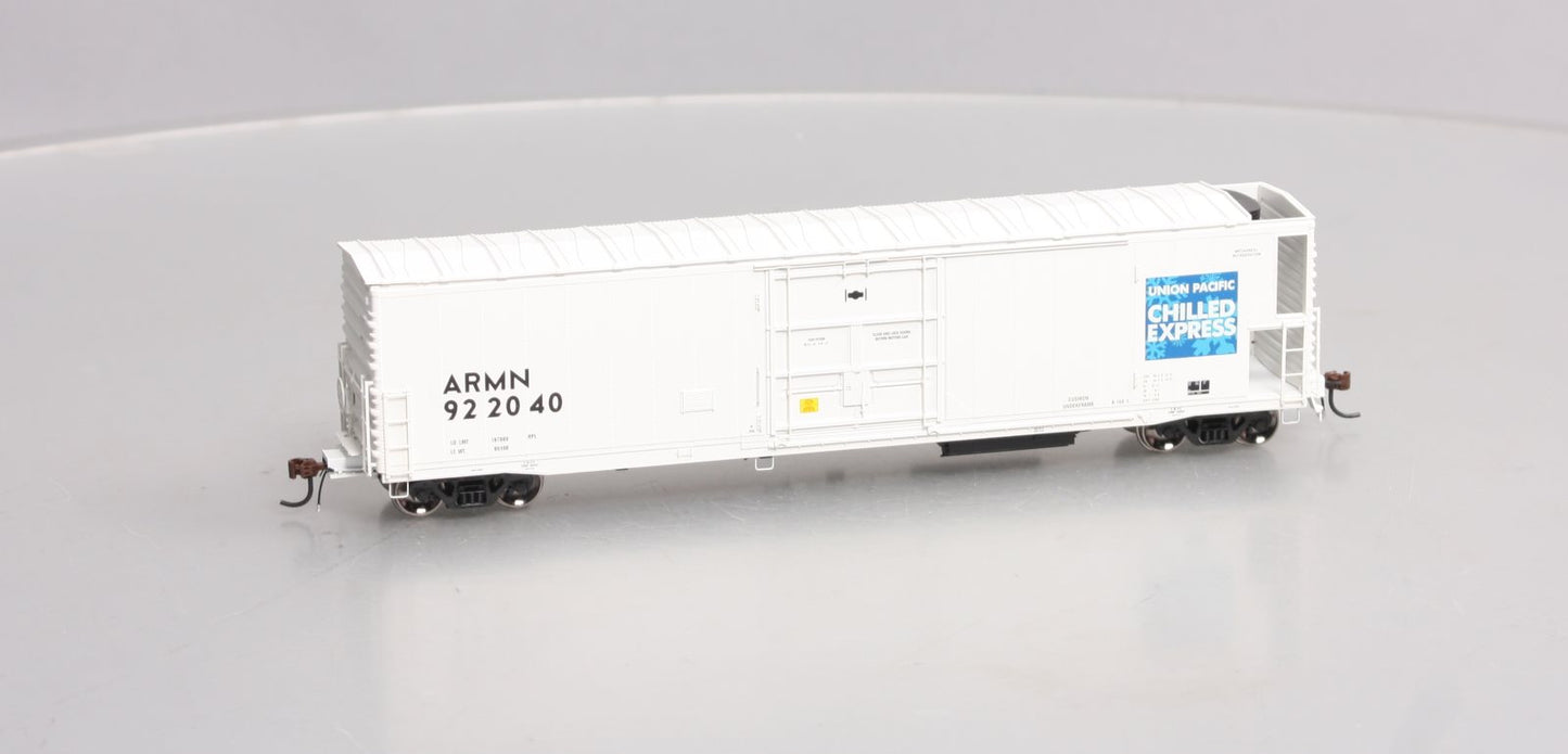 Athearn G63216 HO Scale Union Pacific/ARMN 57' Mechanical Reefer Car #922040