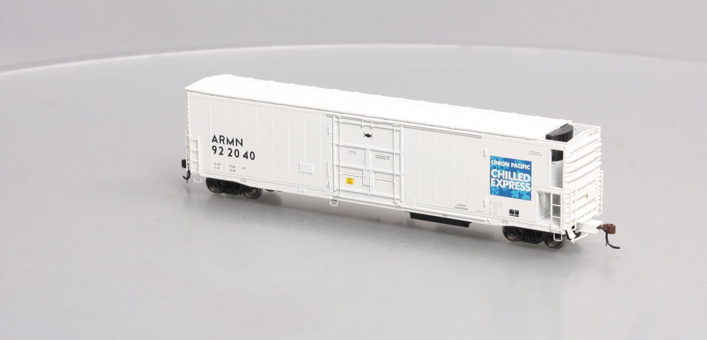 Athearn G63216 HO Scale Union Pacific/ARMN 57' Mechanical Reefer Car #922040
