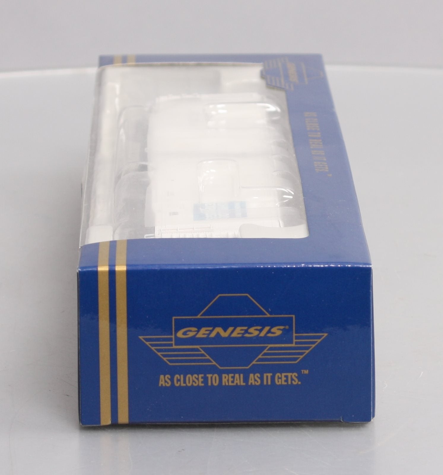 Athearn G63216 HO Scale Union Pacific/ARMN 57' Mechanical Reefer Car #922040
