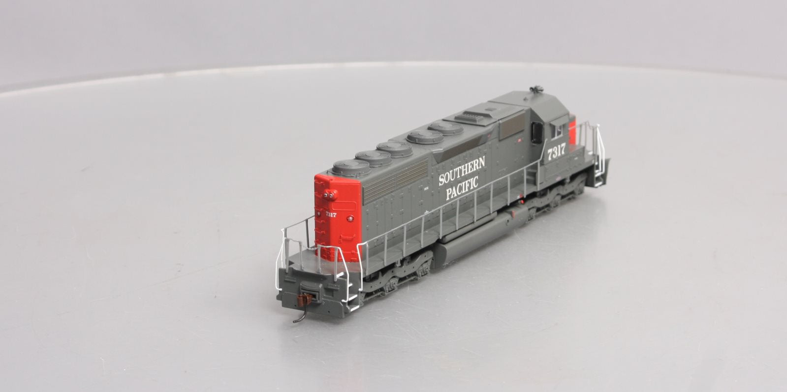 Athearn 89888 HO Southern Pacific Ready to Run SD40 Diesel Locomotive #7317