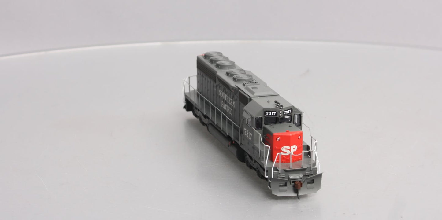 Athearn 89888 HO Southern Pacific Ready to Run SD40 Diesel Locomotive #7317