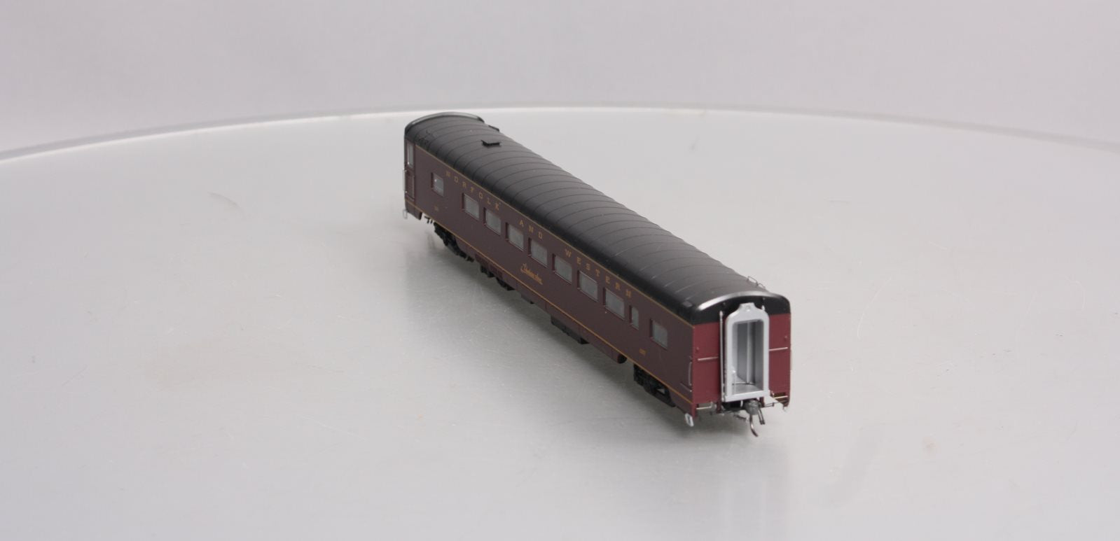 MTH 80-60016 HO Scale Norfolk & Western Coach Passenger Car #537