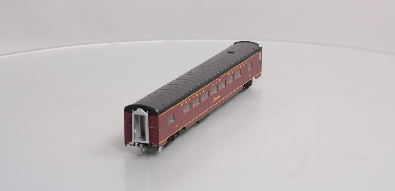 MTH 80-60016 HO Scale Norfolk & Western Coach Passenger Car #537