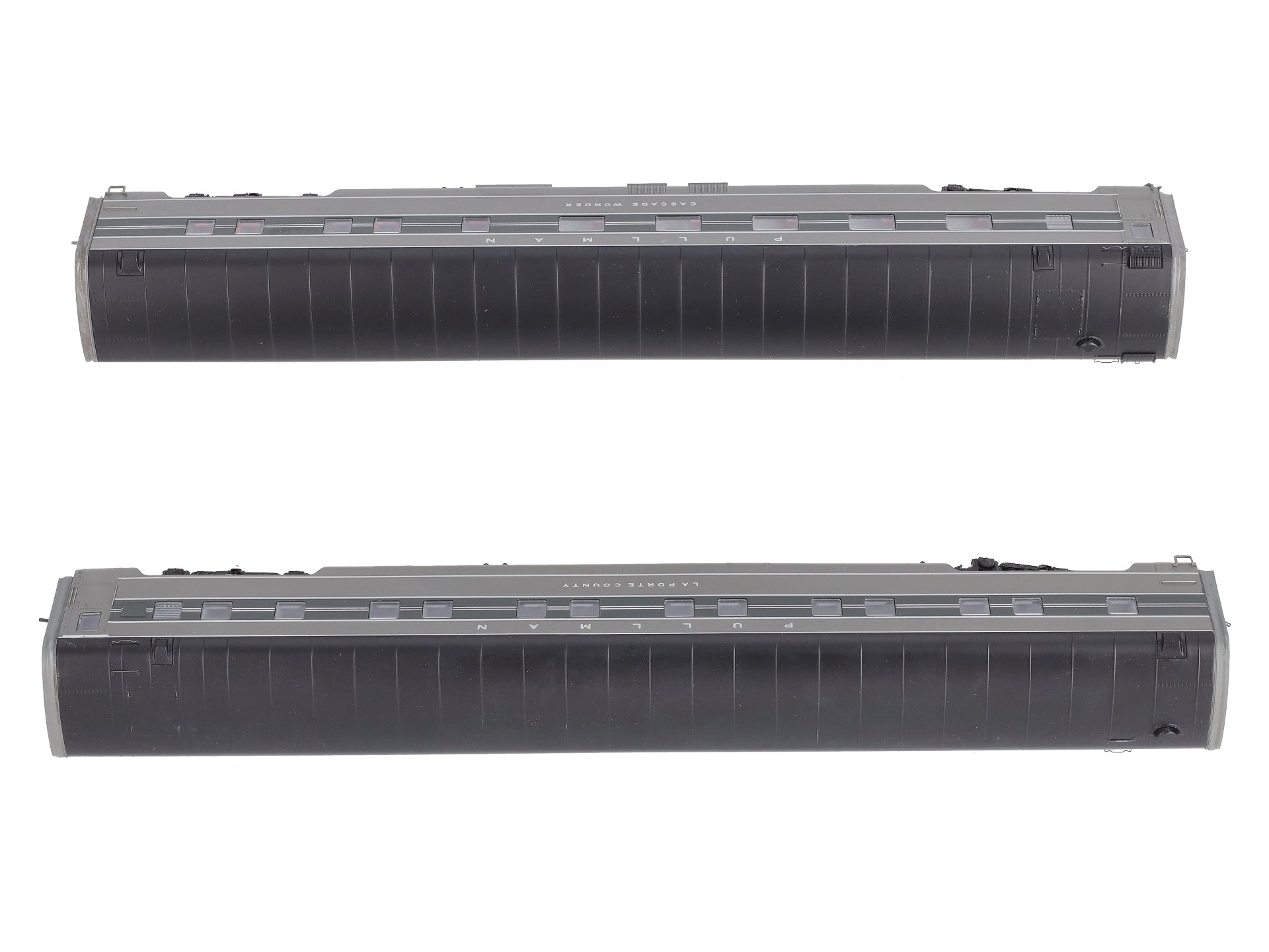 MTH 80-60020 HO New York Central 1940 Sleeper Passenger Car Set (Set of 2)