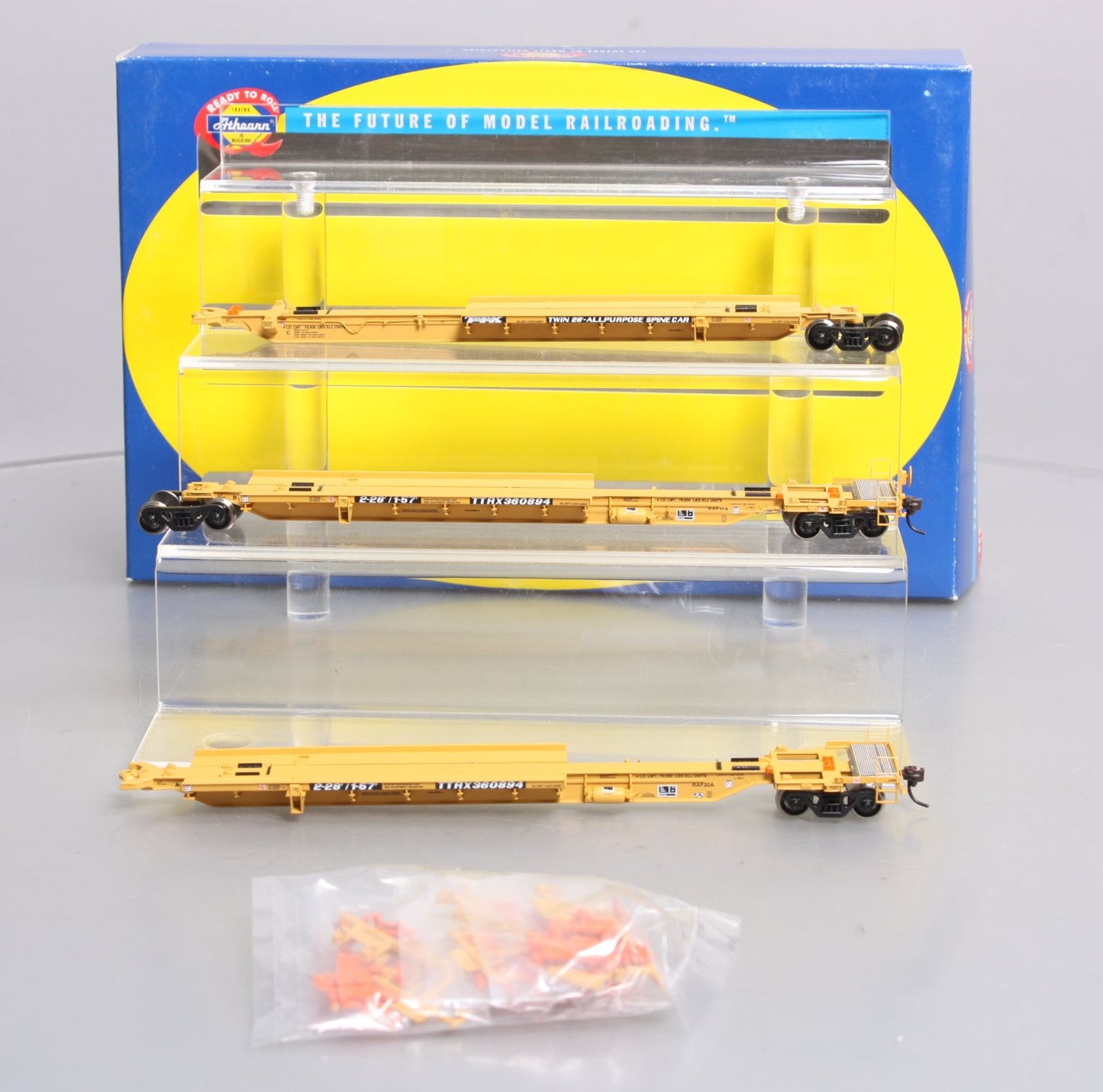 Athearn 28918 HO TTRX 57' All Purpose Spine Car #360894