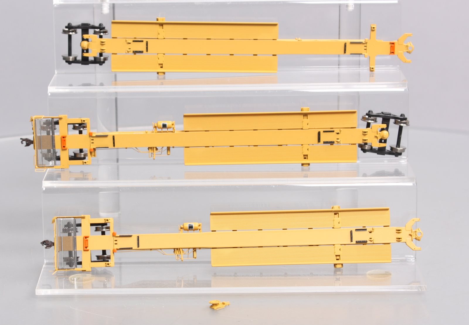 Athearn 28918 HO TTRX 57' All Purpose Spine Car #360894