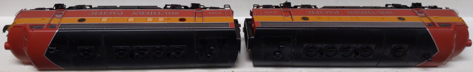 Lionel 2233840 O Southern Pacific F7 AA Diesel Set #6475/#6476 w/ Legacy