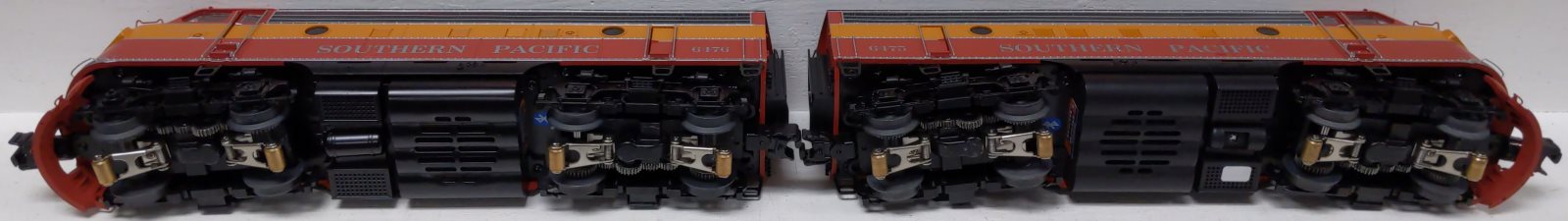 Lionel 2233840 O Southern Pacific F7 AA Diesel Set #6475/#6476 w/ Legacy