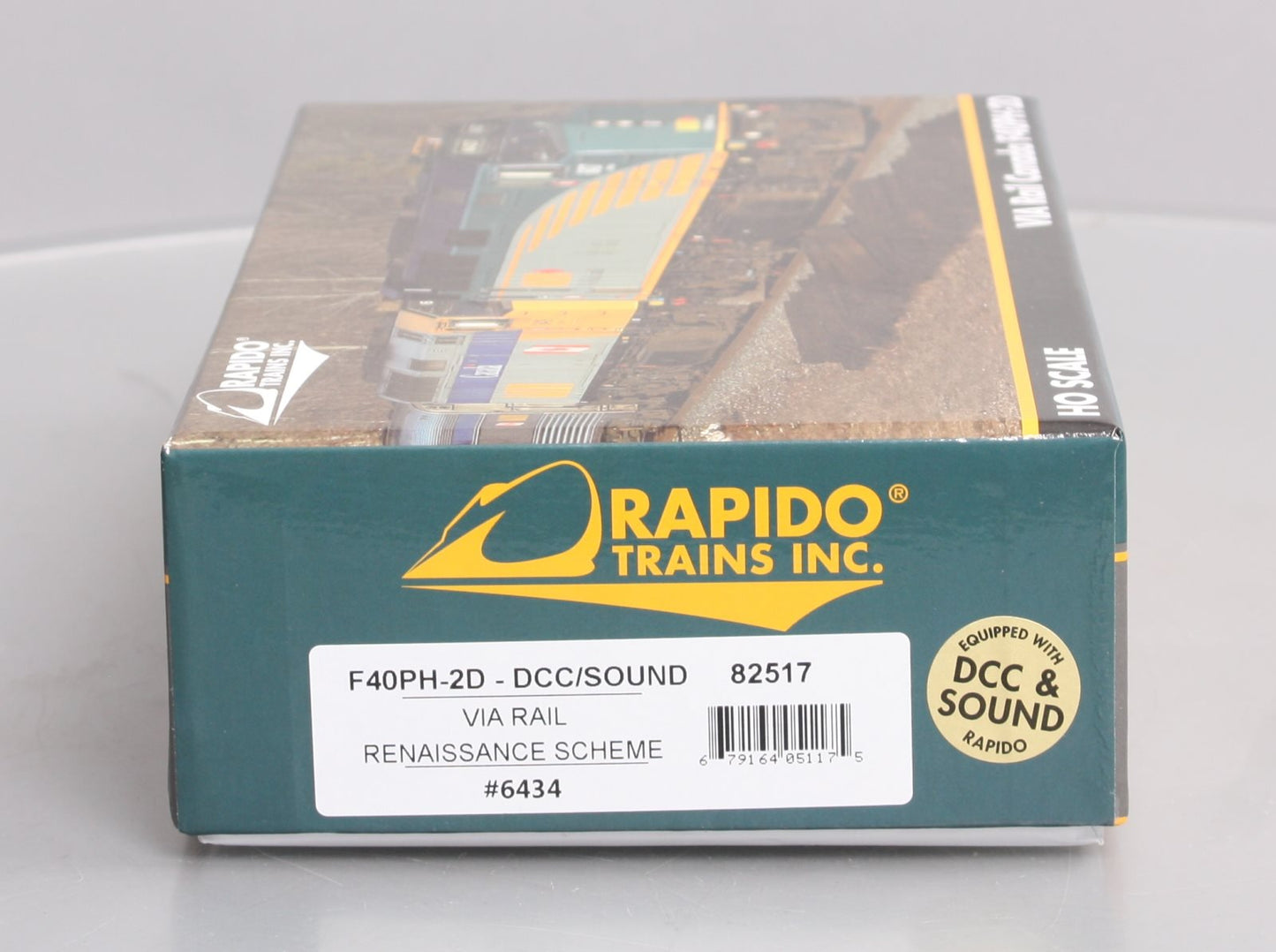 Rapido Trains 82517 HO VIA Rail Canada EMD Rebuilt F40PH-2D Diesel Loco #6434