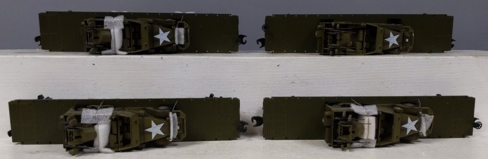 MTH 30-7097 O U.S. Army Flat Car w/Half-Track M16 Scout Car (Set of 4)