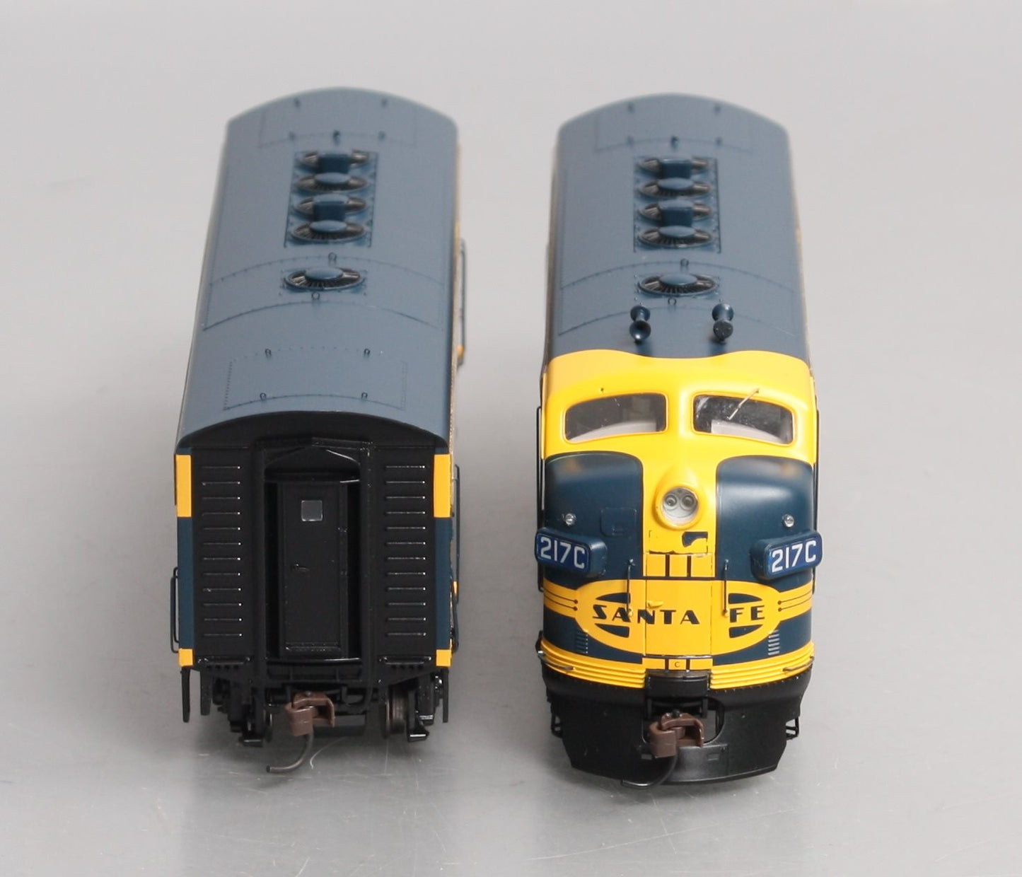 Athearn G1624 HO Scale Santa Fe F-7 A/B Phase 1 Diesel Locomotives LN/Box