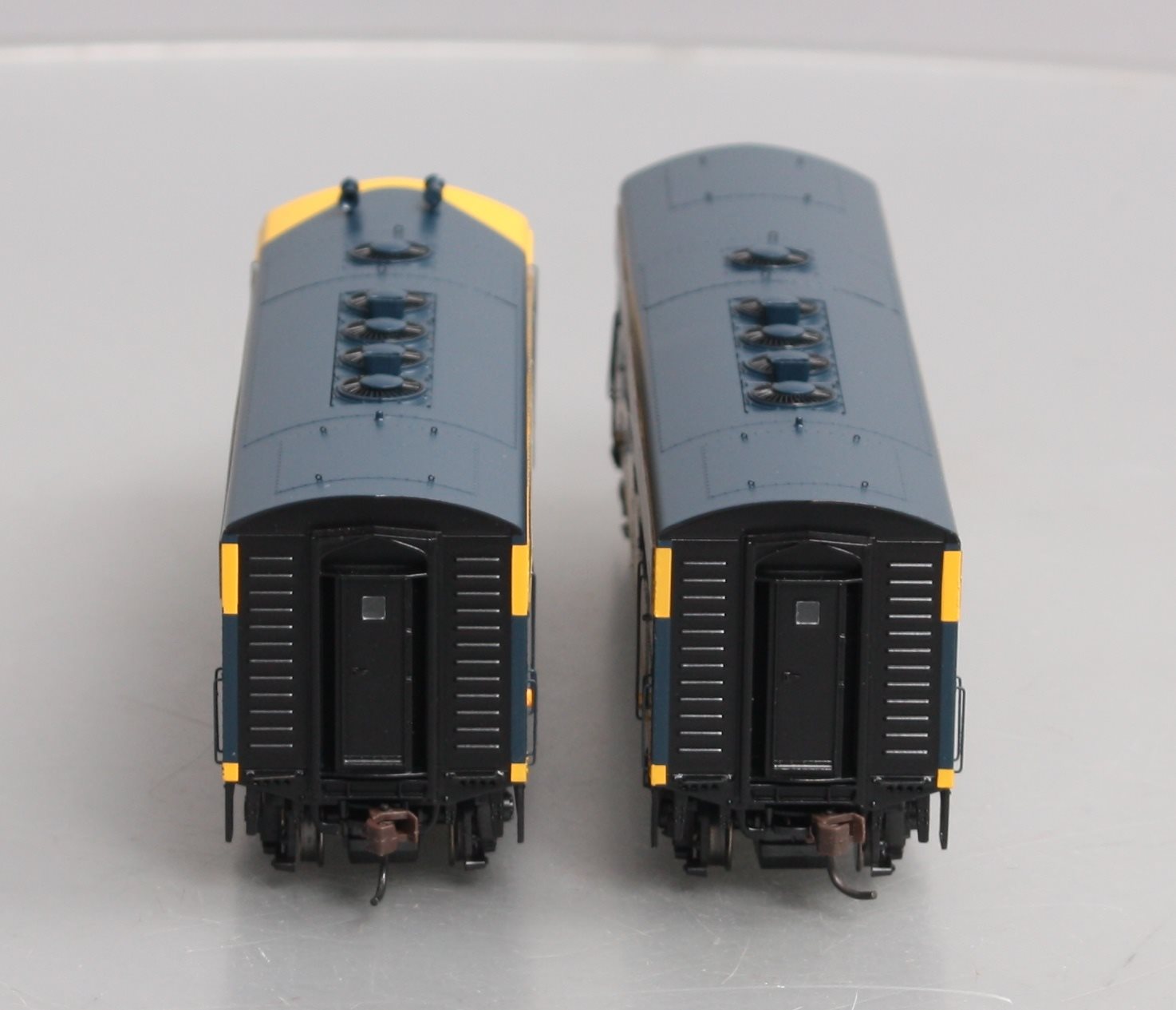 Athearn G1624 HO Scale Santa Fe F-7 A/B Phase 1 Diesel Locomotives LN/Box