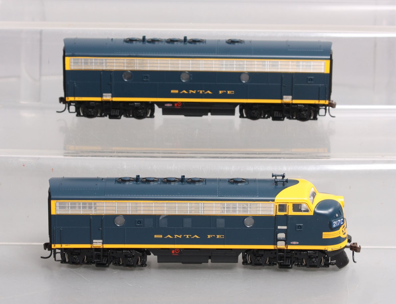 Athearn G1624 HO Scale Santa Fe F-7 A/B Phase 1 Diesel Locomotives LN/Box