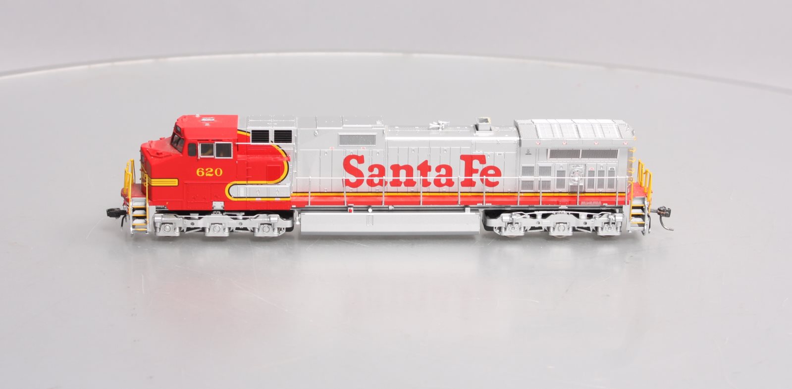 MTH 80-2302-1 HO Santa Fe Dash-9 Diesel Engine with Proto-Sound 3 #620