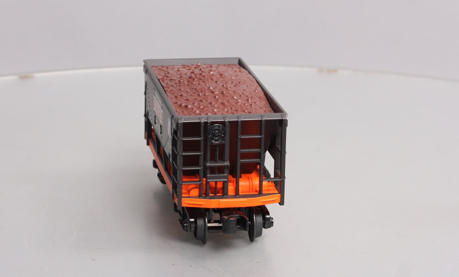 MTH 30-75269 O Cleveland Browns Ore Car w/Ore Car Load