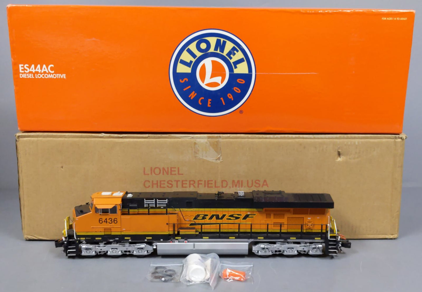 Lionel 6-28398 BNSF ES44AC Diesel Locomotive #6436