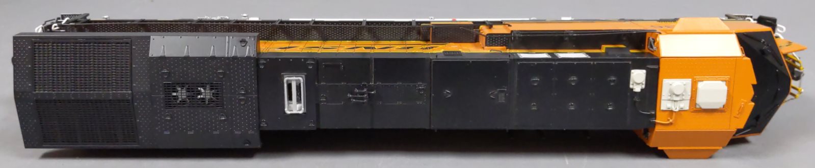 Lionel 6-28398 BNSF ES44AC Diesel Locomotive #6436